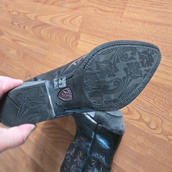 Ariat Black Cowboy Western Boots - Picture 5 of 9